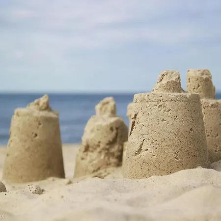 Apartamento With A Playground, Close To The *